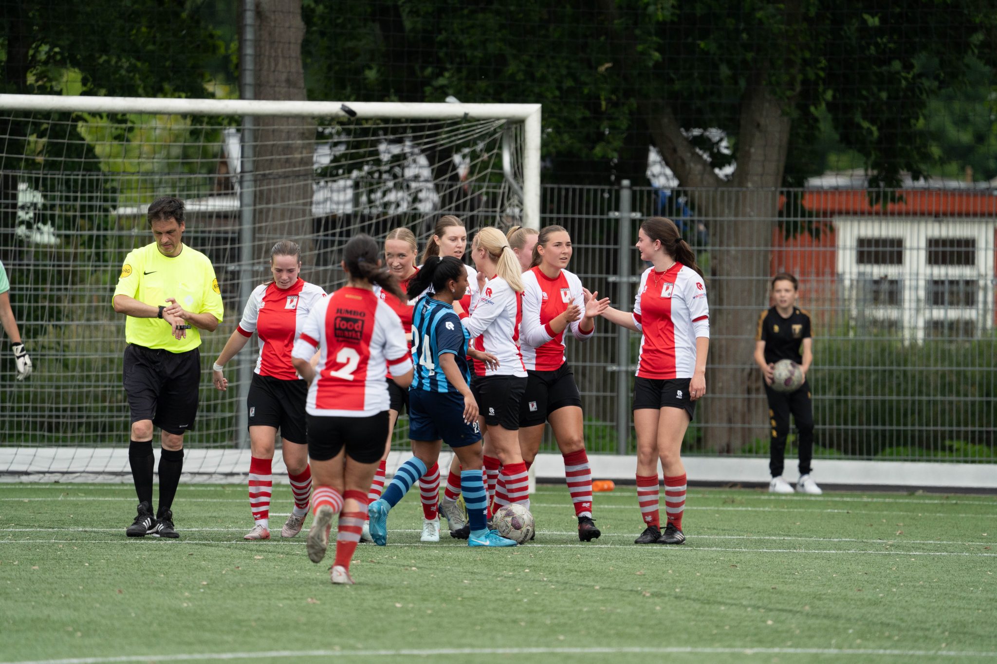 ⚽ Forum Sport grijpt Haaglanden Cup na overtuigende tweede helft tegen RKAVV